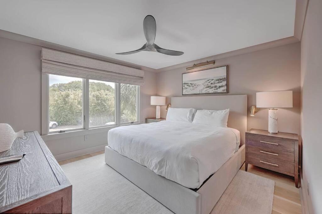 New Listing! Seagrove Villa 3A - Luxurious Ocean View! Isle of Palms Exteriör bild